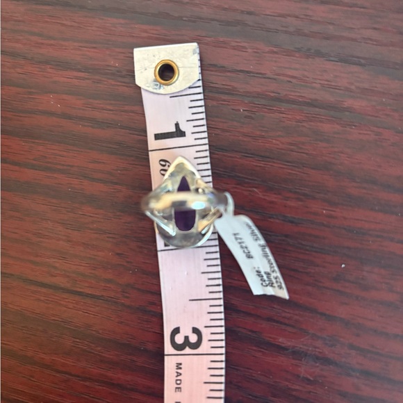 Elegant Amethyst Teardrop Ring - Picture 6 of 6